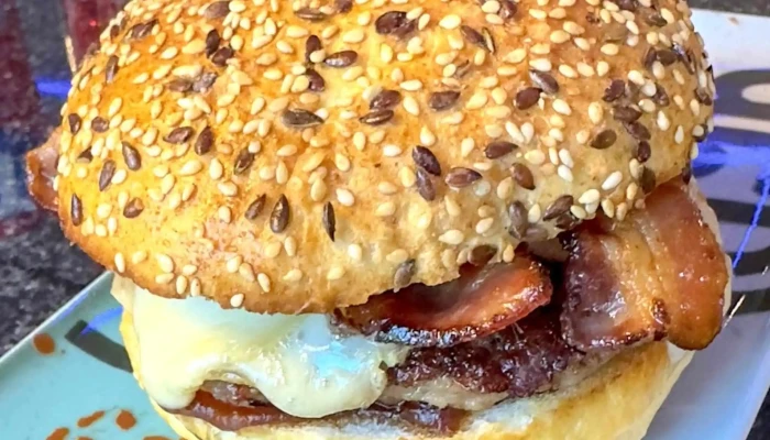 10w40 Bistro Route 44 Diner Cake Escape Bewertung - Füllinsdorf