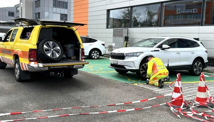 24h Pannenhilfe Und Abschleppdienst Hoffmann Automobile Ag -  Wegbeschreibung - Aesch