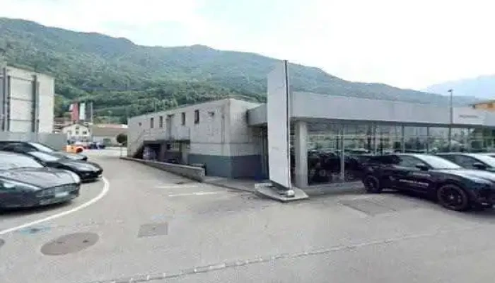 Aston Martin Cadenazzo -  Street View 360deg Fotos - Cadenazzo