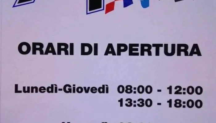 At Garage - Lodrino