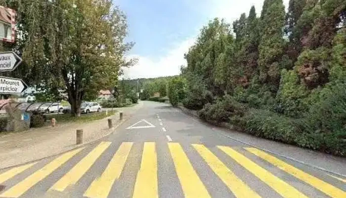 Auberge Du Chateau Street View 360deg Fotos - Épendes