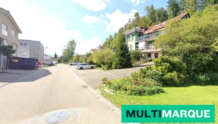 Auto Seppi und Club Bar - Zwingen