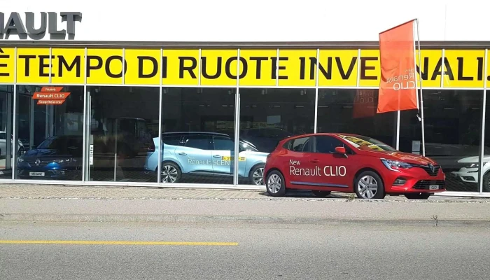 Autors Giubiasco Renault Fotos - Giubiasco