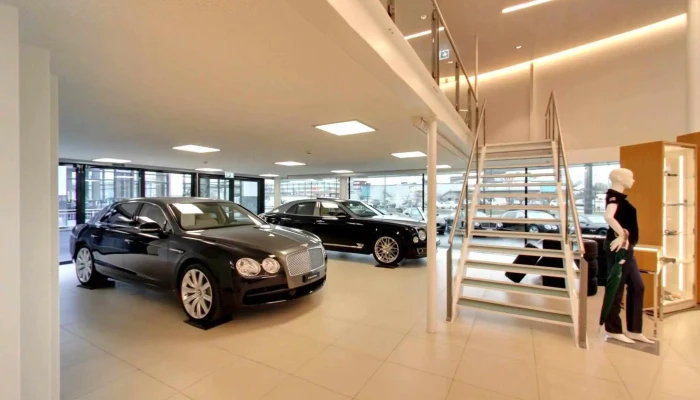 Bentley Zug -    Amag Automobil Und Motoren Ag Autohaus - Cham