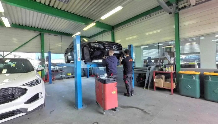 Carrosserie Berset Sa Street View 360deg Fotos - La Tour-de-trême