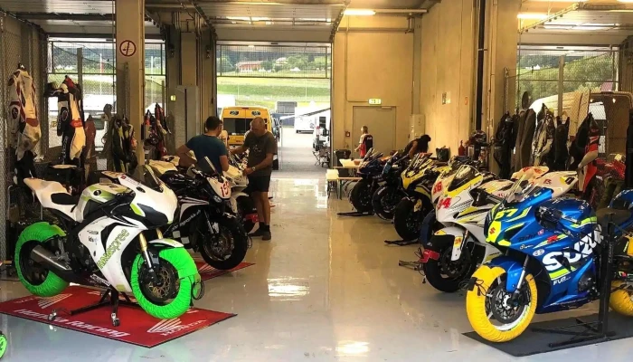 Centre Suzuki Avenches -  Avenches 8 - Avenches