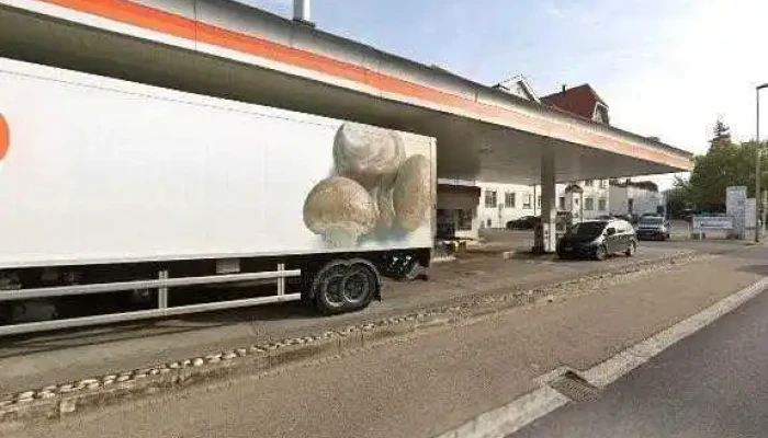 Coop Pronto Shop Mit Tankstelle Gelterkinden -  Street View 360deg Fotos - Gelterkinden