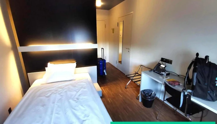 Dasbreitehotel -  Von Gasten - Basel