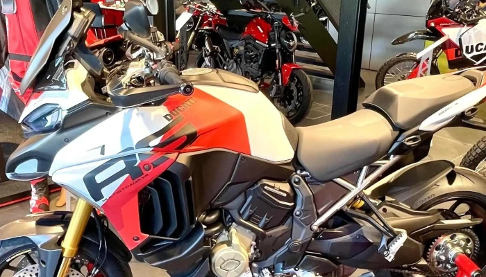 Ducati Motos Vionnet -    Sales Fribourg Motorradhandler - Sâles
