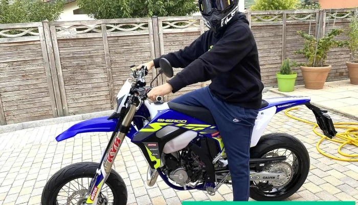 Dynamic Bike -  Motorradhelm - Marly