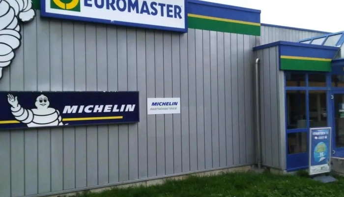 Euromaster Dudingen Aussenbereich - Düdingen