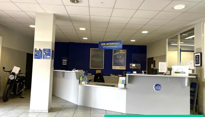 Euromaster Fullinsdorf Innenansichten - Füllinsdorf