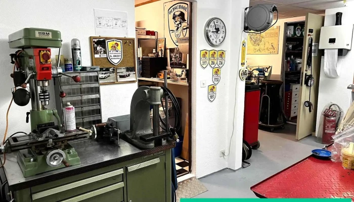Frey Martin S Mofa Garage -  Innenansichten - Eggenwil