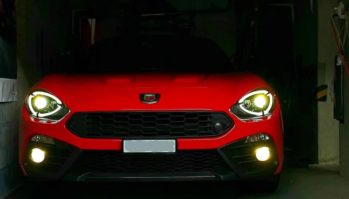 Garage -  Carrosserie Du Centre Baechler Fils Sa Autohandler - Corminboeuf