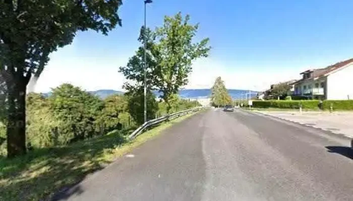 Garage De La Croix De Pierre Sa -  Street View 360deg Fotos - Estavayer-le-lac