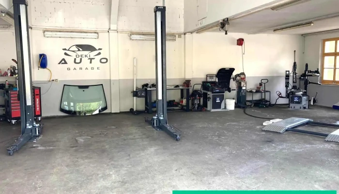 Garage Deki By Dejan Zivaljevic -  Innenansichten - Unterkulm