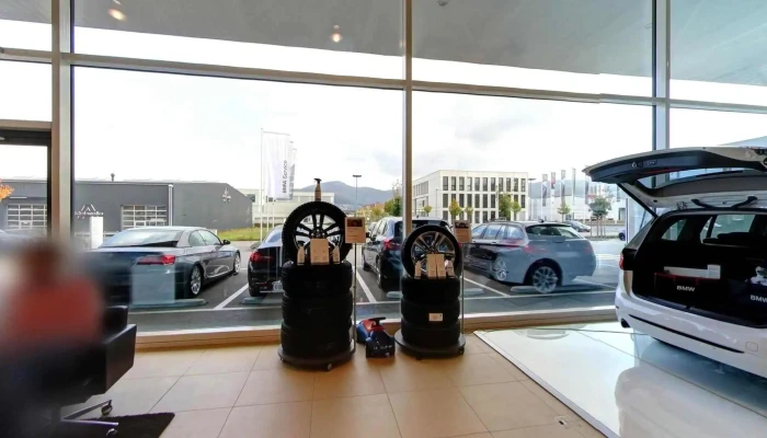 Garage Hollenstein -    Bmw Mini Center Street View 360deg Fotos - Aesch