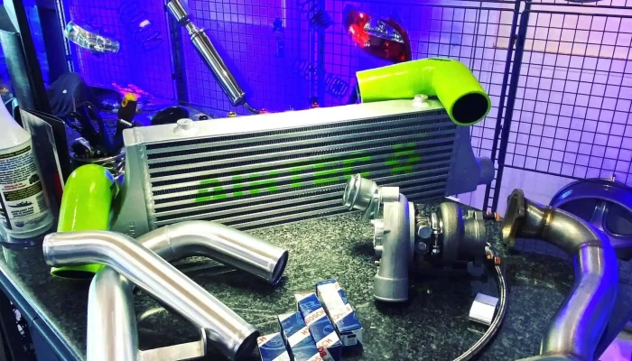 Garage Mglmotorsport Revo Authorised Dealer Innenansichten - Lugano