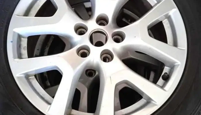 Garage Servizio Pneumatici 4 Ruote Sa - Balerna