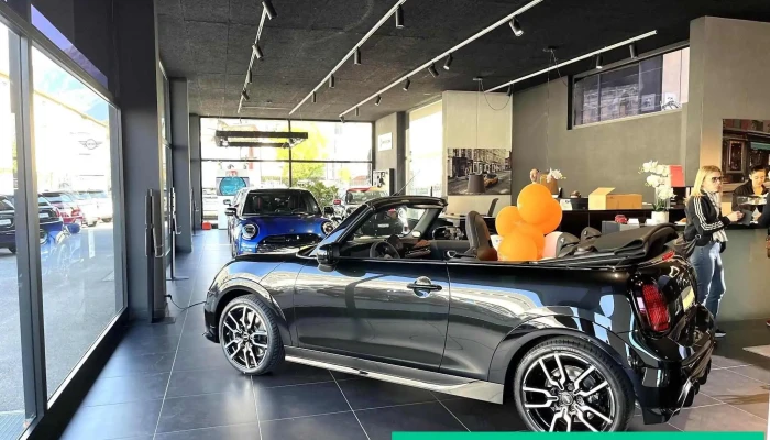 Garage Torretta Sa -    Concessionario Mini Innenansichten - Bellinzona