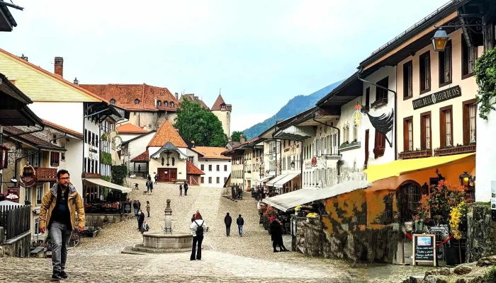 Gruyeres   Parking P3 Bewertung - Gruyères