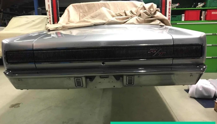 Hermanns Restorations   Classic Carsparts Innenansichten - Gelterkinden