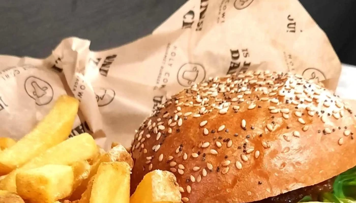 HolyCow! Gourmet Burger Co. Grancia - Grancia