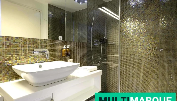 Hotel D -    Fully Renovated 2025   City Center Vom Inhaber - Basel
