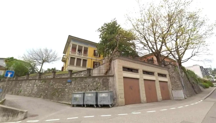 Jas Car Garage Di Jasmin Jakupocic -  Street View 360deg Fotos - Massagno