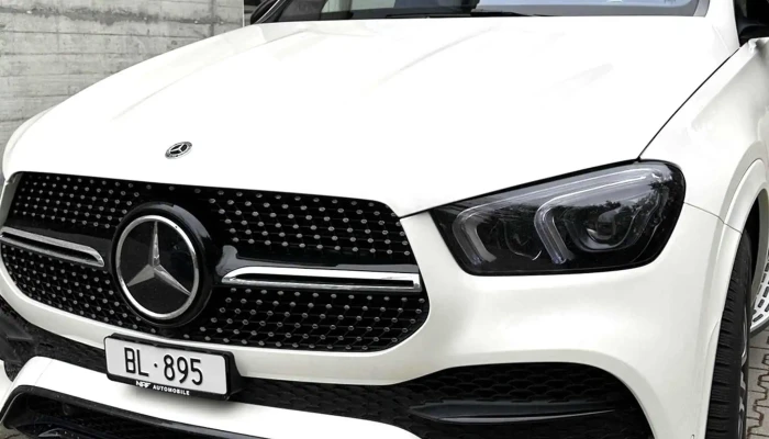 Kestenholz Automobil Ag, Pw Center Oberwil (Mercedes-Benz) - Oberwil