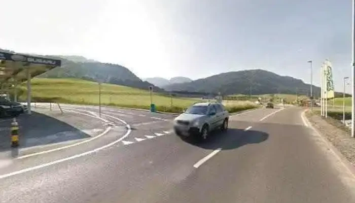 Landi Moleson Sarine Sa Street View 360deg Fotos - Châtel-saint-denis