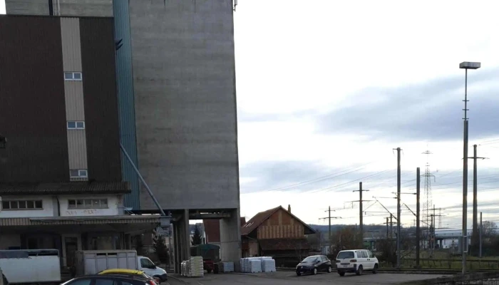 Landi Seeland Ag Agrar Center Kerzers - Kerzers