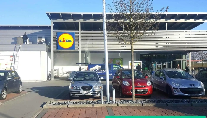 Lidl Schweiz -  Parken - Düdingen