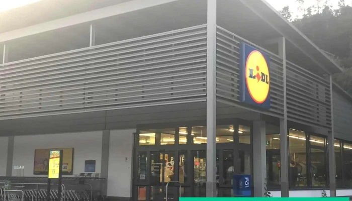 Lidl Schweiz -  Parken - Zwingen