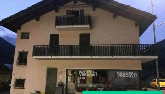 Macelleria Vescovi Arno Sagl -  Vom Inhaber - Olivone