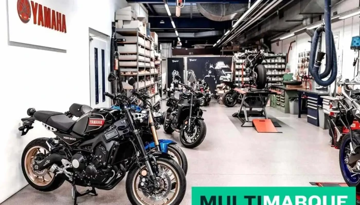 Mathys -  Motos Innenansichten - Füllinsdorf