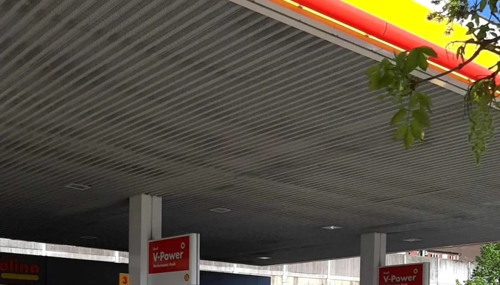 Migrol Service Mit Shell -  Treibstoff Tankstelle - Birsfelden