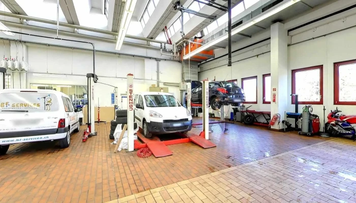 Moncor Automobiles Sa Peugeot -    Citroen   Ds Innenansichten - Villars-sur-glâne