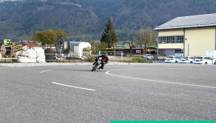Moto Doc Häusler Cross- und Supermotorama - Grossaffoltern