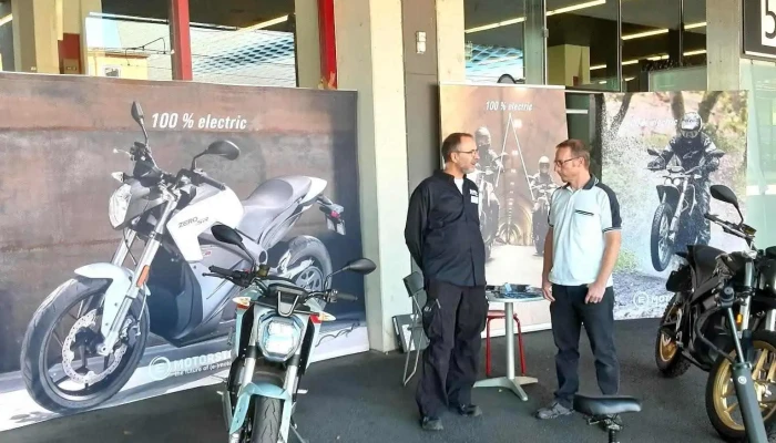 Moto Hell -  Motorrad - Arlesheim