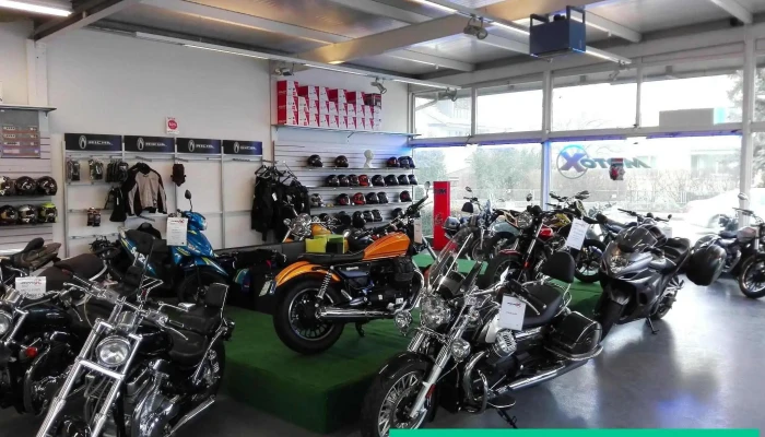 Moto X Gmbh Innenansichten - Wünnewil-flamatt