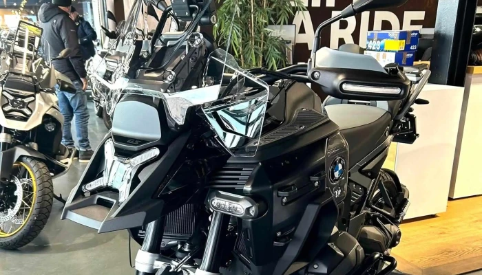 Motos Vionnet Sa Sales Offnungszeiten - Sâles