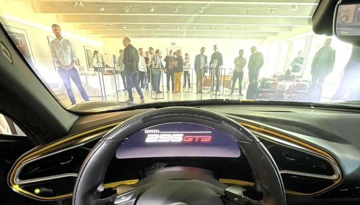 Niki Hasler Ag -    Ferrari Basel In Meiner Nahe - Basel