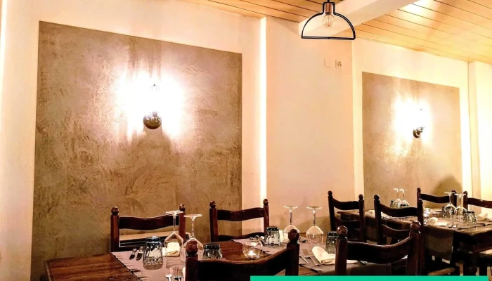 Osteria Rustico -  Atmosphare - Lamone