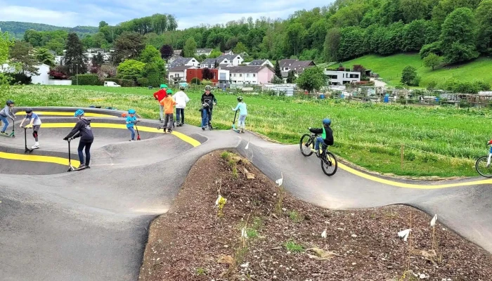 Pumptrack Muttenz -  Fotos - Muttenz