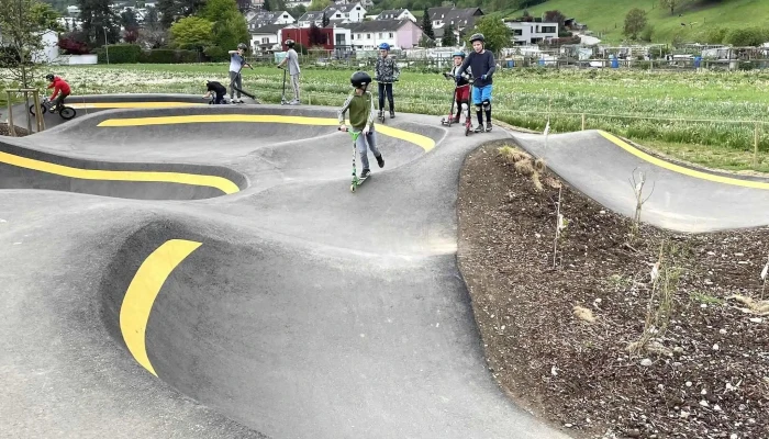 Pumptrack Muttenz -  Sportanlage - Muttenz