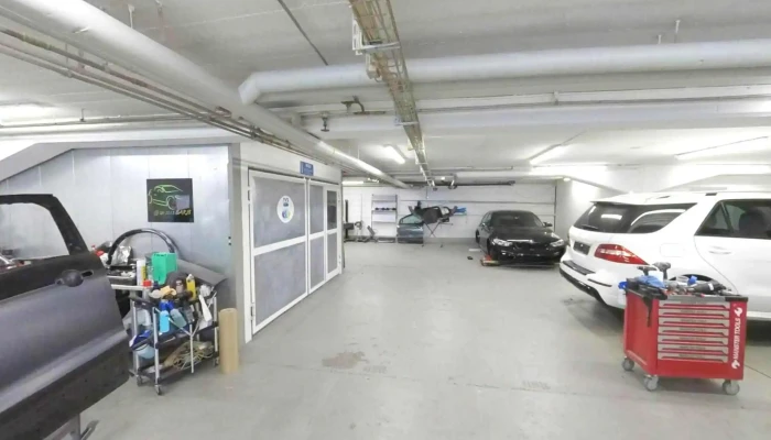 Rr Carrosserie Gmbh Street View 360deg Fotos - Münchenstein