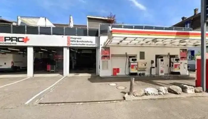 Ruedi Russel Tankstelle Alle - Münchenstein