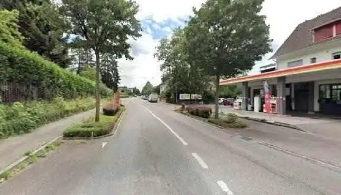 Ruedi Russel Tankstelle Mit Shop Street View 360deg Fotos - Münchenstein