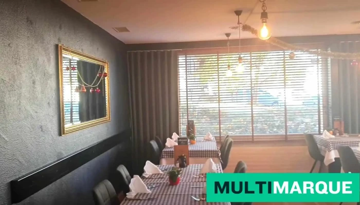 Shahin Restaurant Pizzeria -  Atmosphare - Therwil